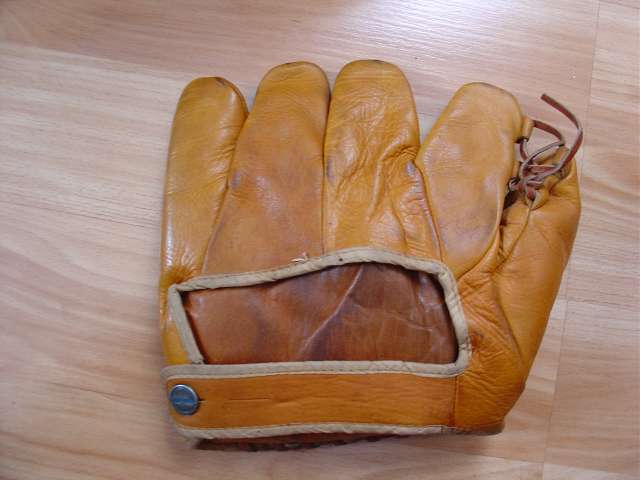 Wally Berger Goldsmith G7 Back